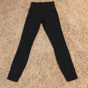 black lululemon leggings